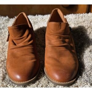 Clarks Collection Women's 7D Brown Leather Side Zip Ankle Booties Shoes EUC